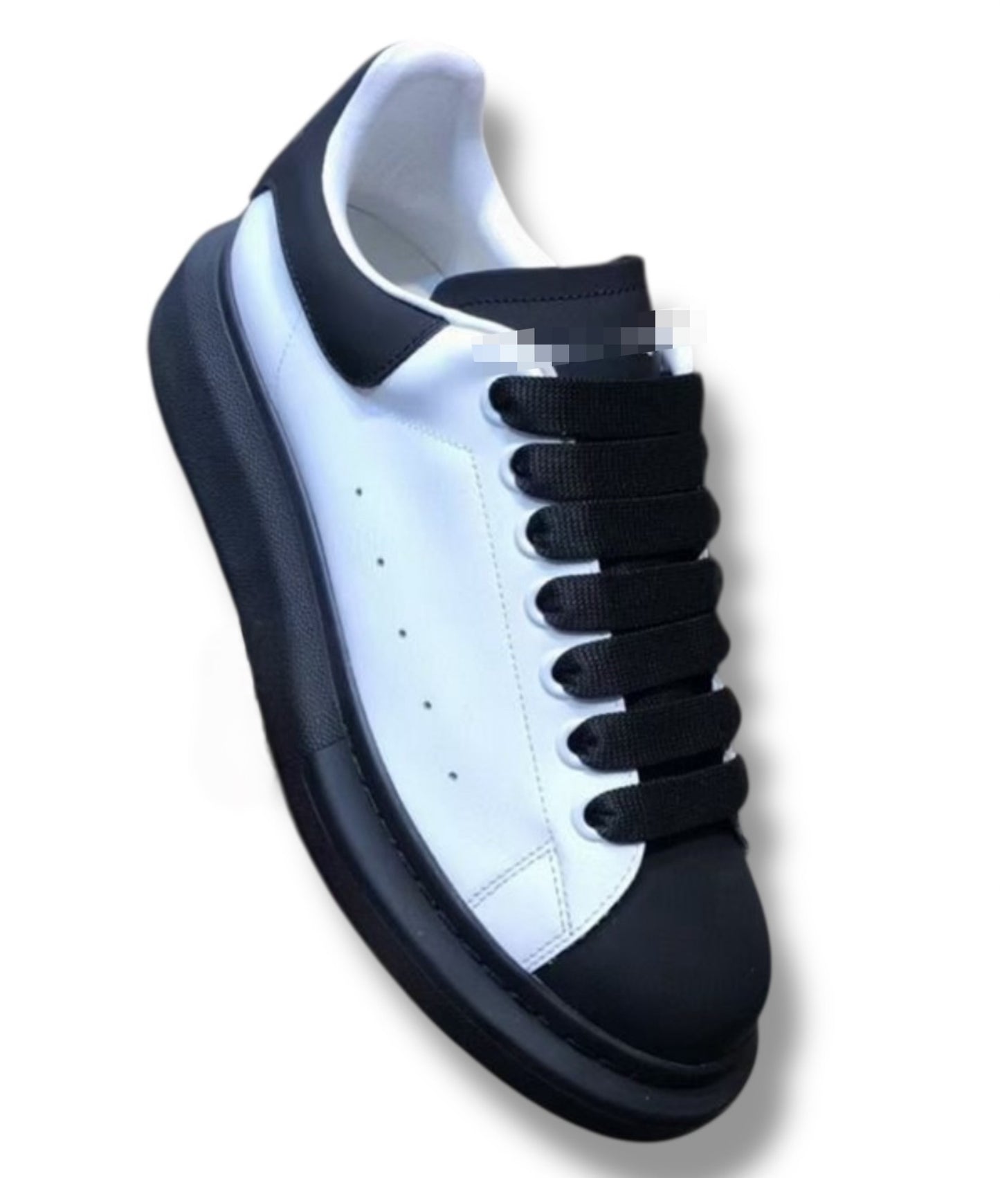 (AMCQ) Sneakers -Black & White Models
